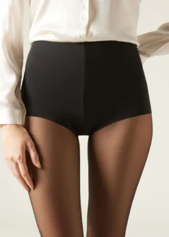 Hot Pants
