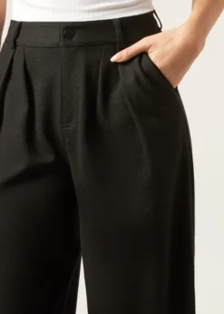 Pantaloni con Pieghe