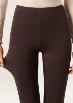 Pantaloni Flare