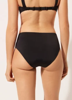 Slip Contenitivo Costume Indonesia